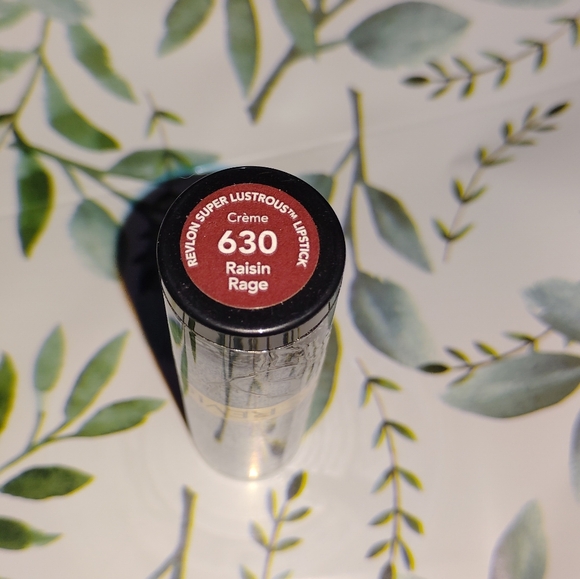 REVLON Super Lustrous Lipstick 630 Raisin Rage - Picture 7 of 7